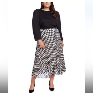 Vince Camuto Plus Size Houndstooth Chiffon Midi Skirt